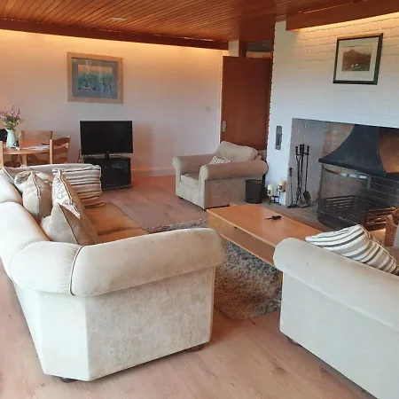 Achonry, باليكونيلي